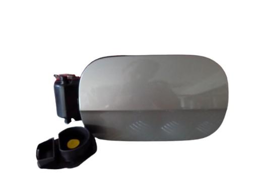 4m0810593 кришка розетки живлення AUDI Q7 E-TRON