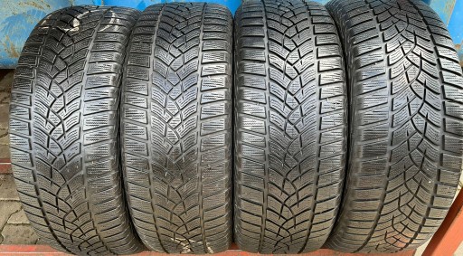 4x 215/55R17 GOODYEAR UG PERFORMANCE GEN-1 98V