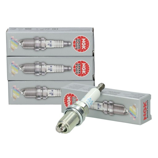 4 свечи зажигания ngk 6840 pfr7w-t audi a4 4.2, 3.2