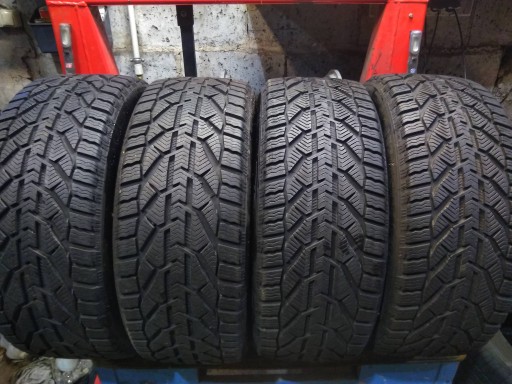 4 покрышки Riken Snow 235/45 R18 7,5-8 мм, как новые