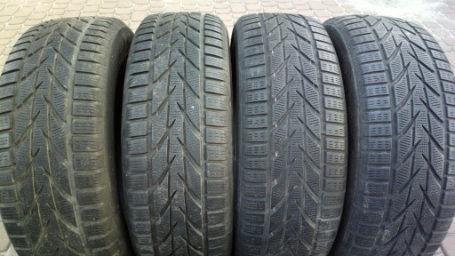 4x шини Toyo Snowprox S953 225/60 R18 4,7-7 мм