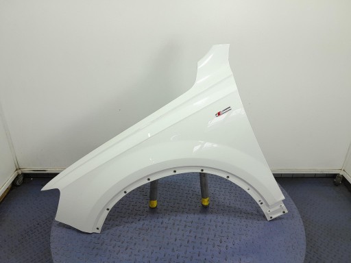 306413/Lochow - Audi q7 ii 4m переднє ліве крило lc9a