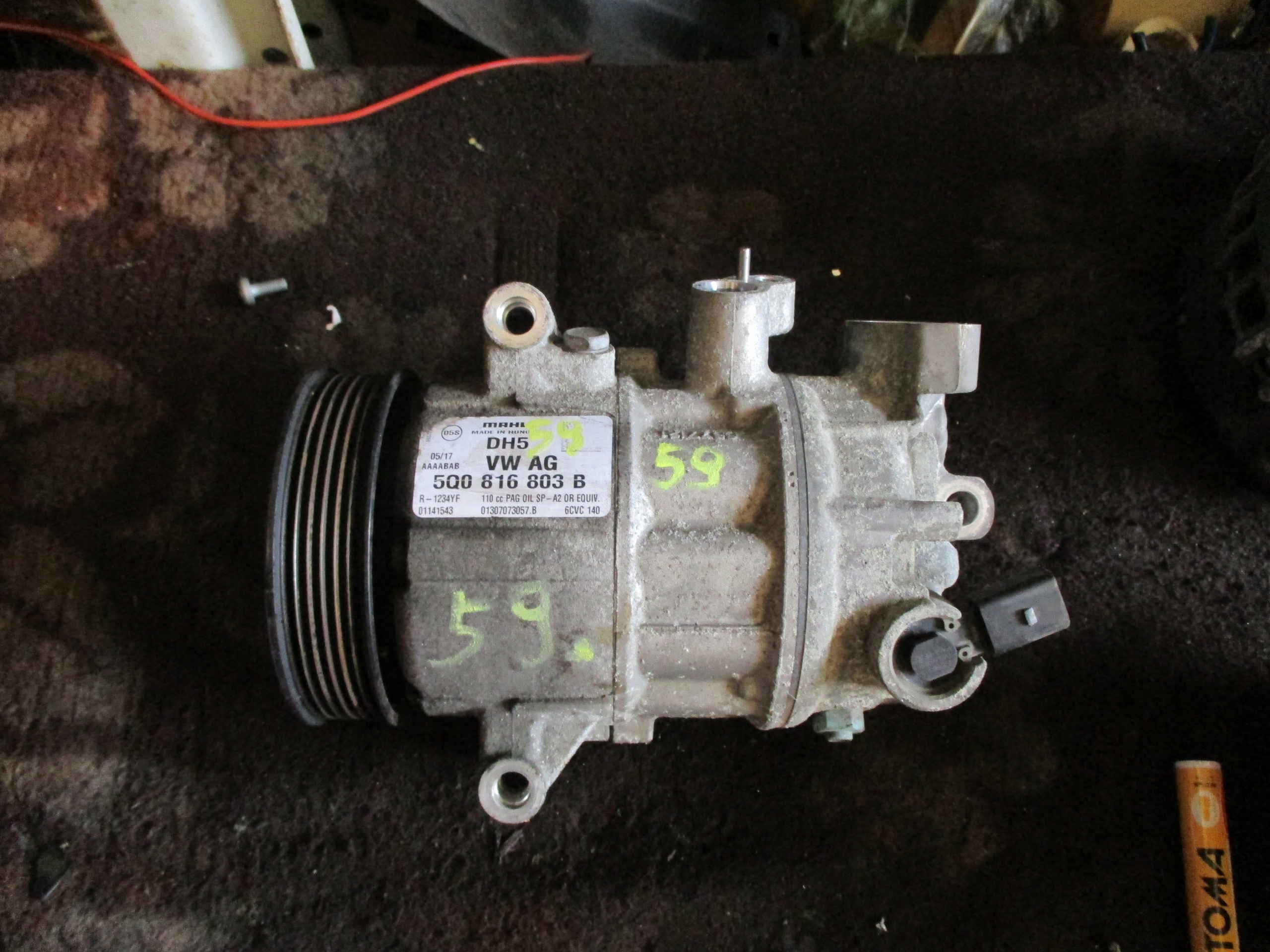 59.КОМПРЕССОР КОНДИЦИОНЕРА VW SKODA 5Q0816803B