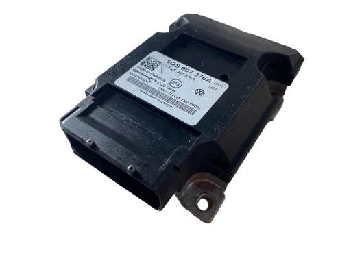 5QS907376A VOLKSWAGEN КОНТРОЛЕР ПІДВІСКИ DCC 4