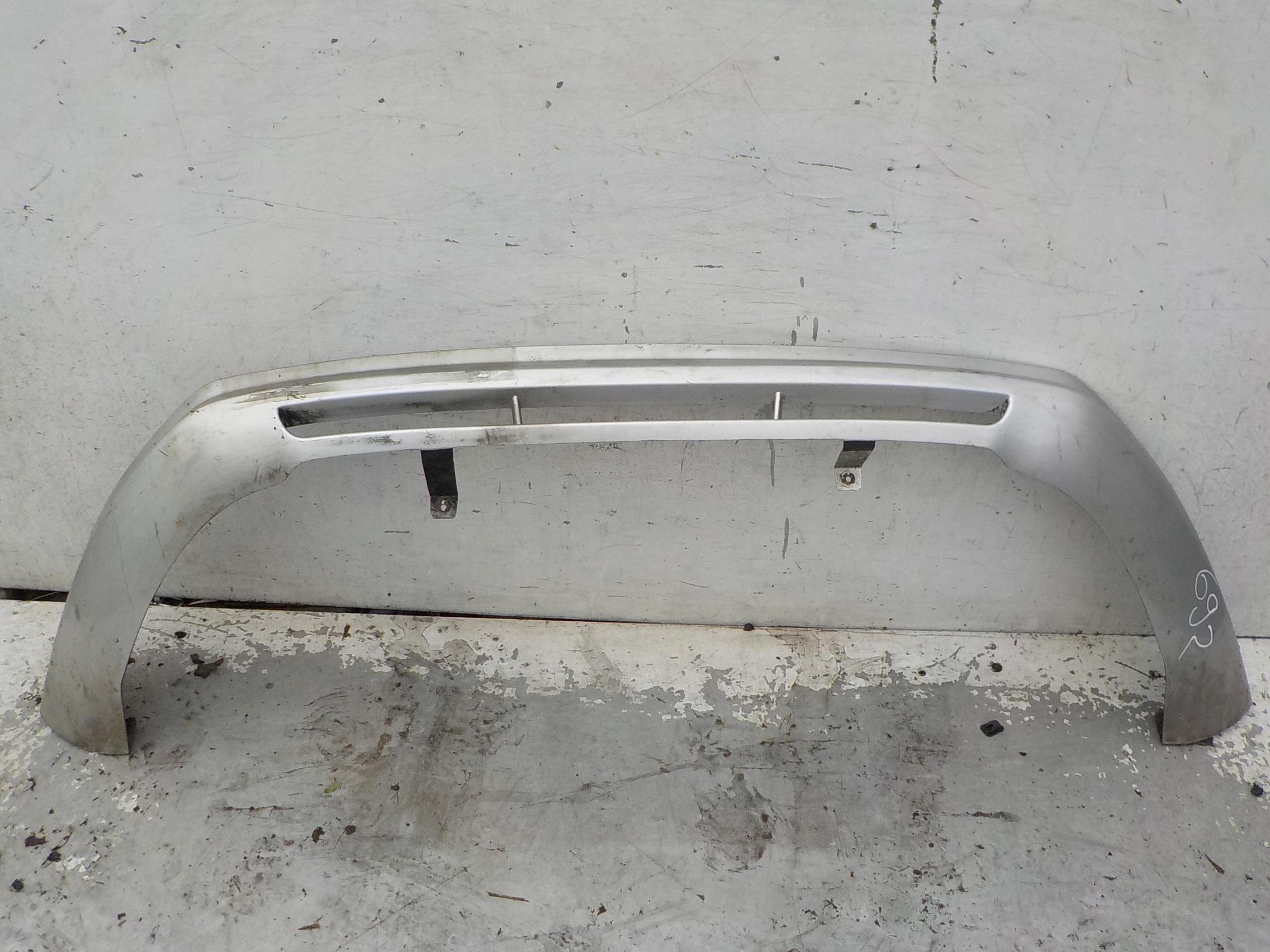 692 VOLVO V50 LIFT Спойлер бампера R DESIGN