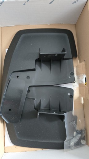 7C0075111 Брызговики передние (левый и правый) для VW Crafter 2017>>