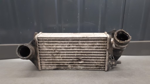 82431287 Інтеркулер Opel Croma THEMA 2.0T 8V