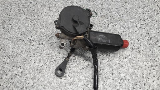 85690-20020 моторчик стеклоочистителя левый Celcia