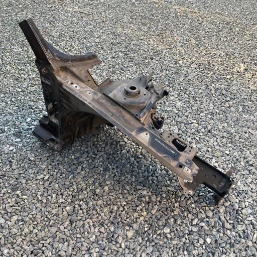 LY9B - A3 LIFT 08-13R квадрант правий лонжерон фартух