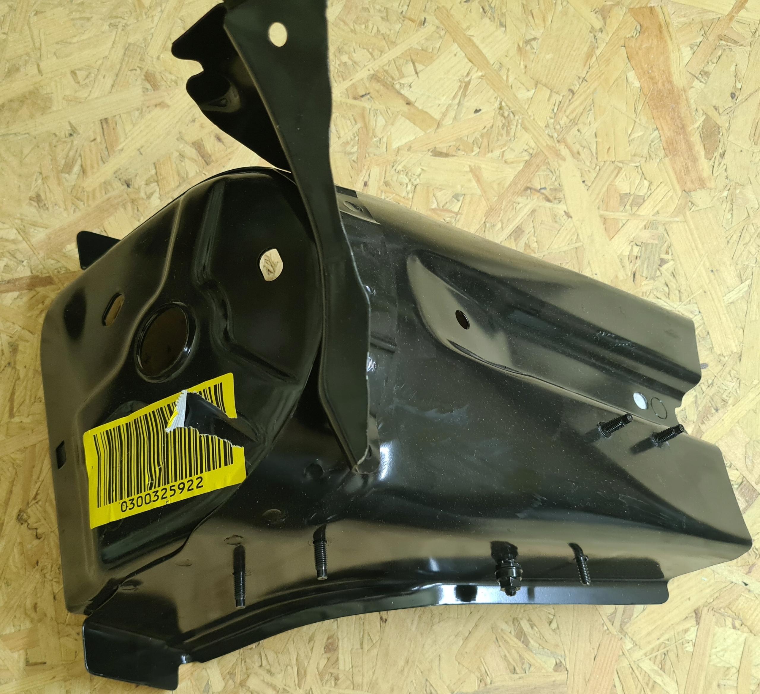 A4536263200 FORTWO 453-правый амортизатор