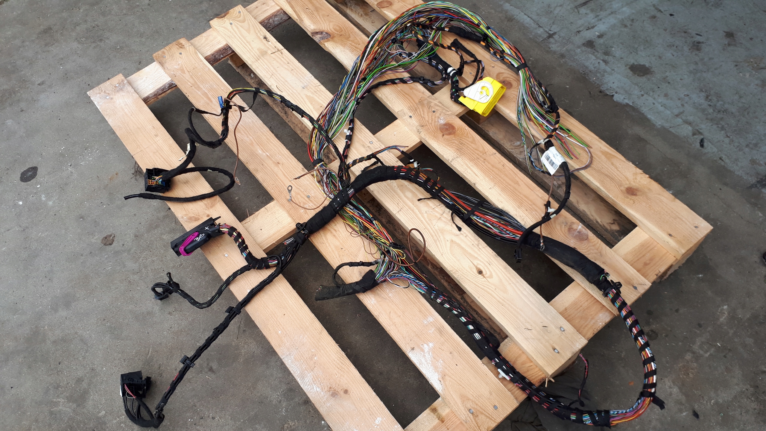 A5 8T LIFT BEAM вилка BANG OLUFSEN 3G+ A4 B8