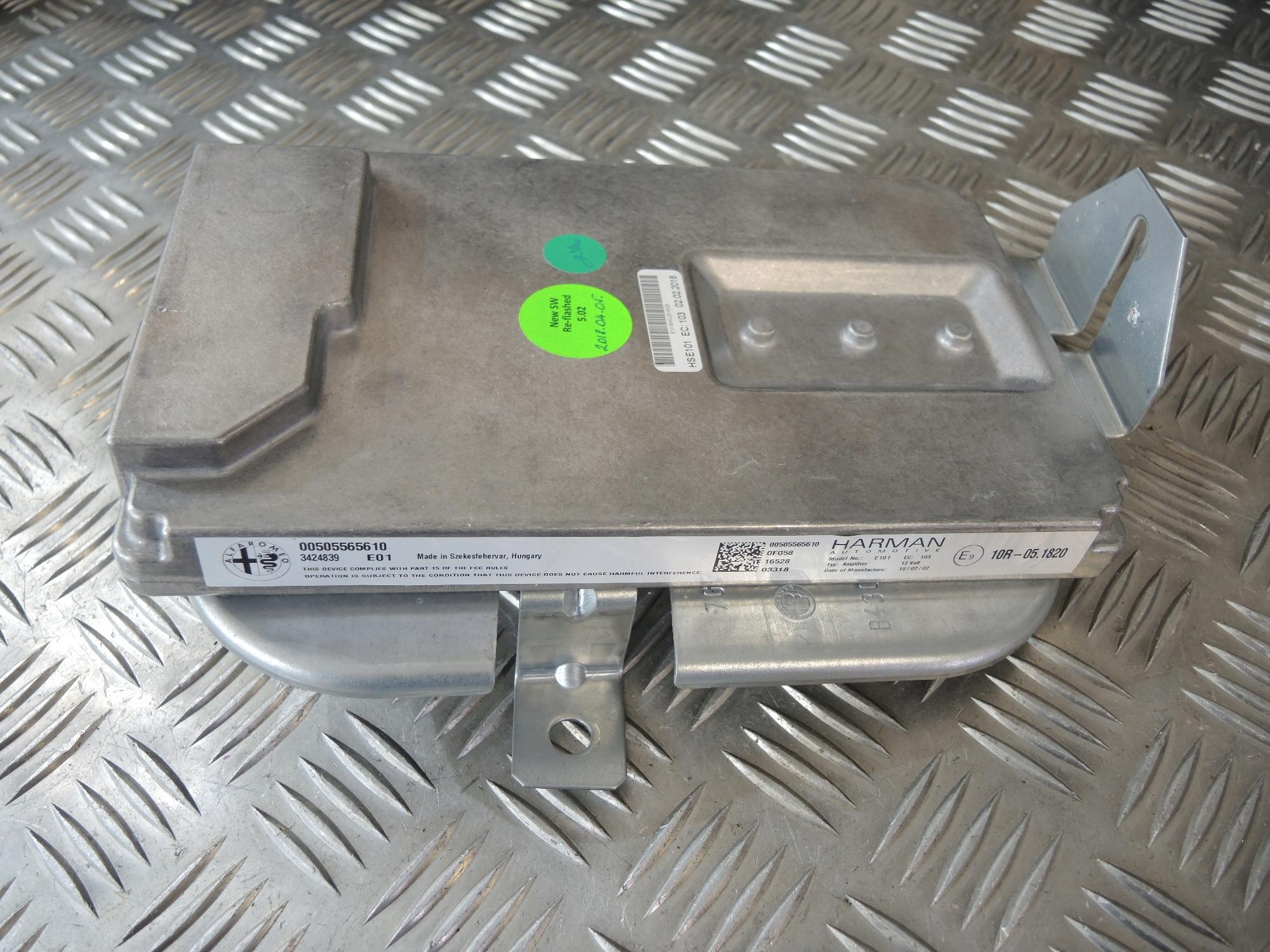 Alfa GIULIA VELOCE Q4 усилитель 00505565610