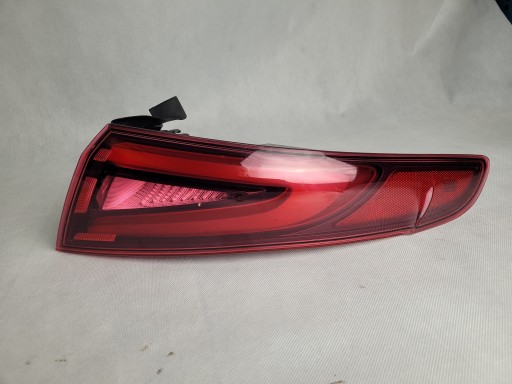 Alfa Romeo giulia задня лампа світлодіод