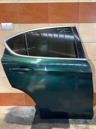 Alfa romeo stelvio door права задня частина завершена 800 800a