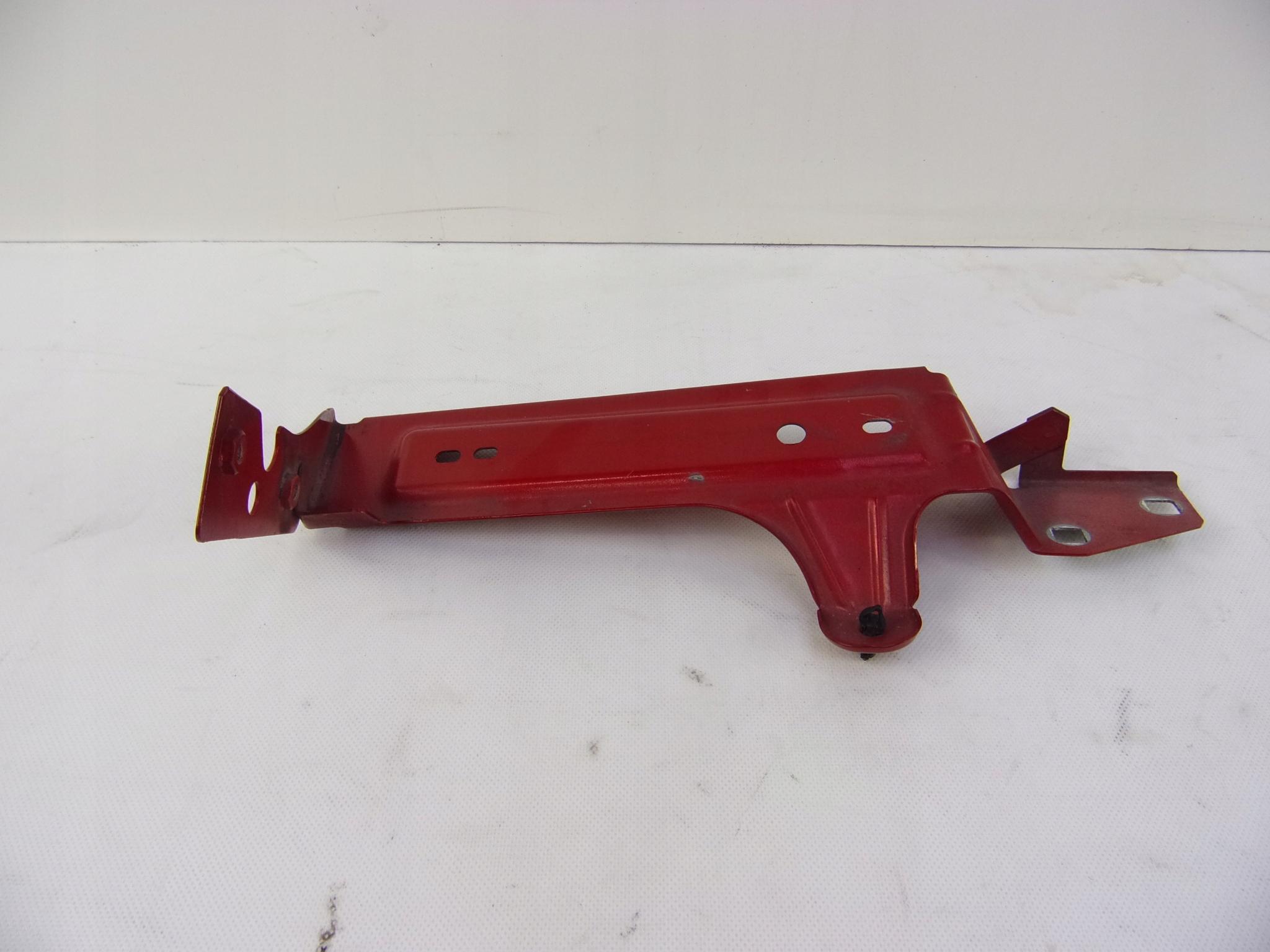 ALFA ROMEO STELVIO КРІПЛЕННЯ КРИЛА ЛІВИЙ ПЕРЕДНІЙ