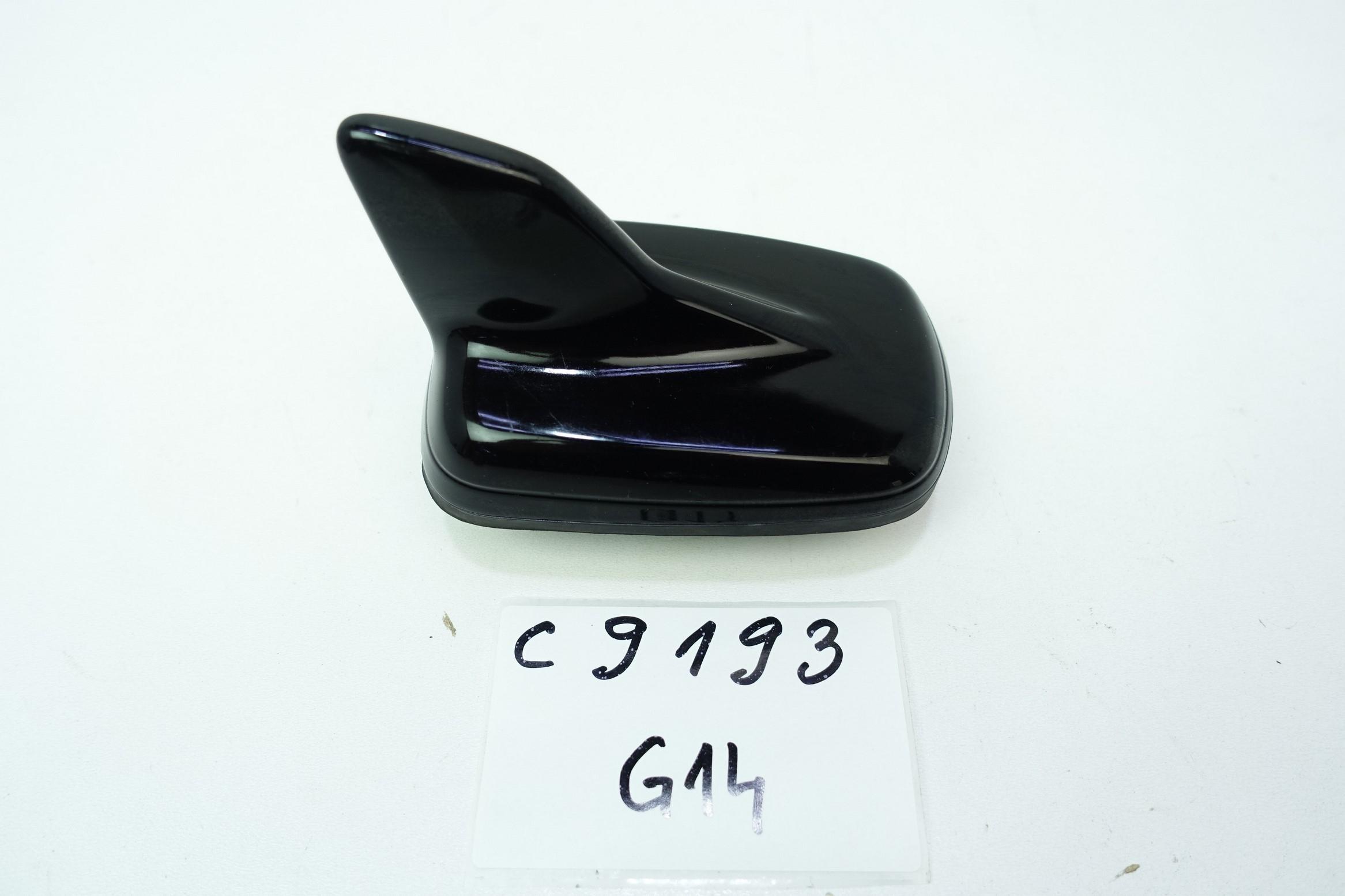 Антенна на крышу AUDI A3 A6 A7 A8 4M0035503N