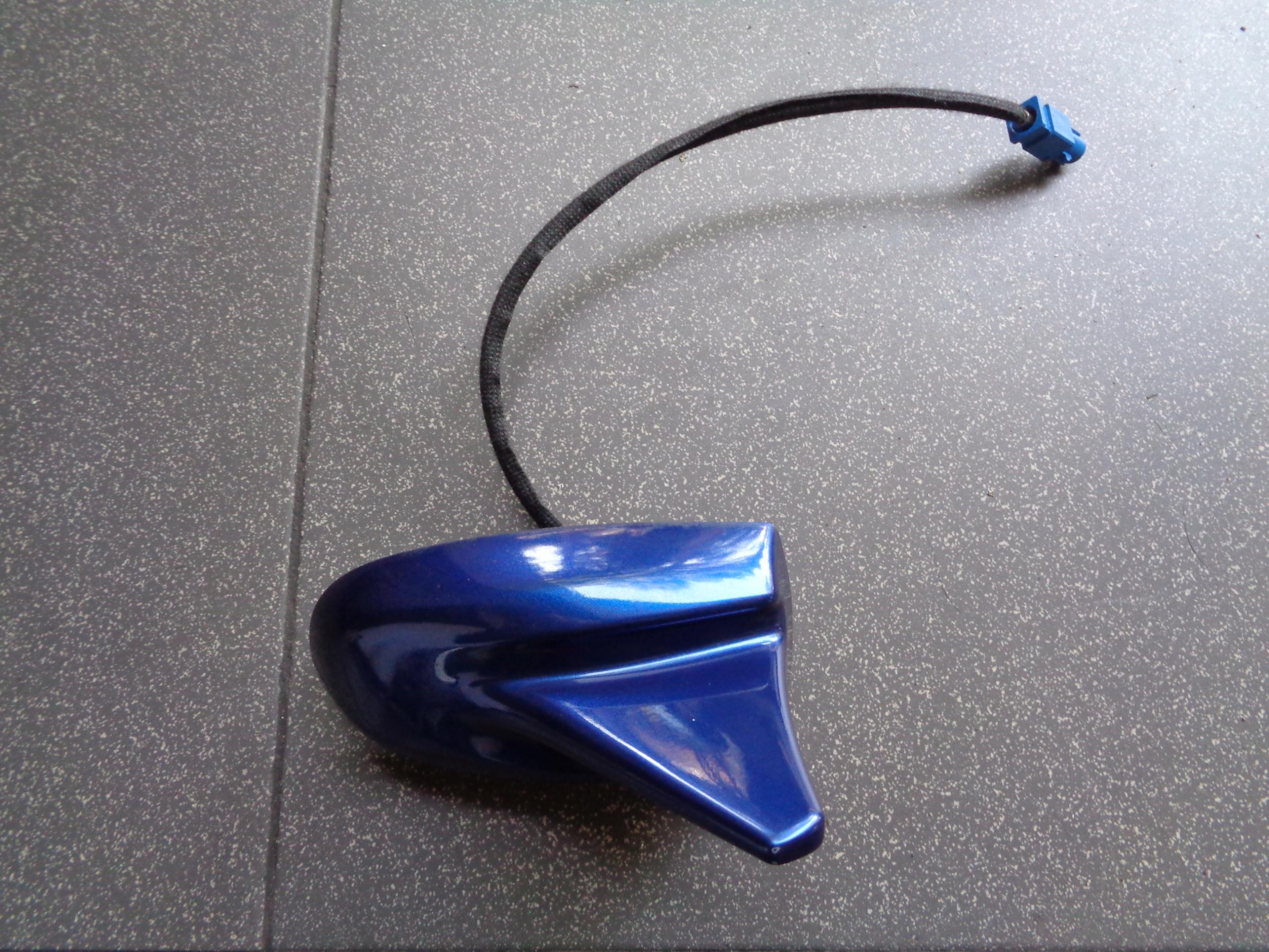 АНТЕНА НА ДАХ MASERATI GHIBLI 670015853