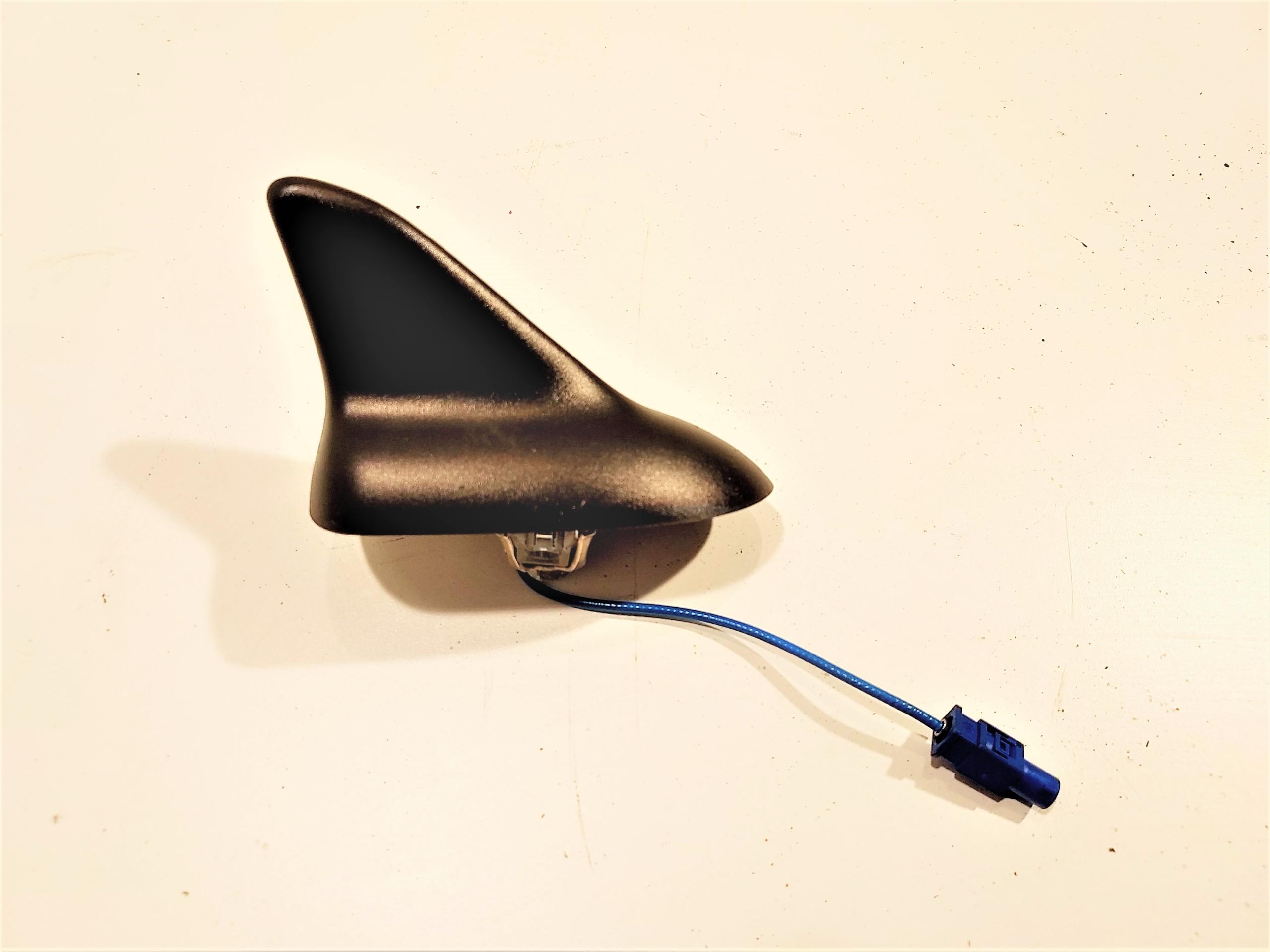 АНТЕННА НА КРЫШУ OPEL ASTRA J