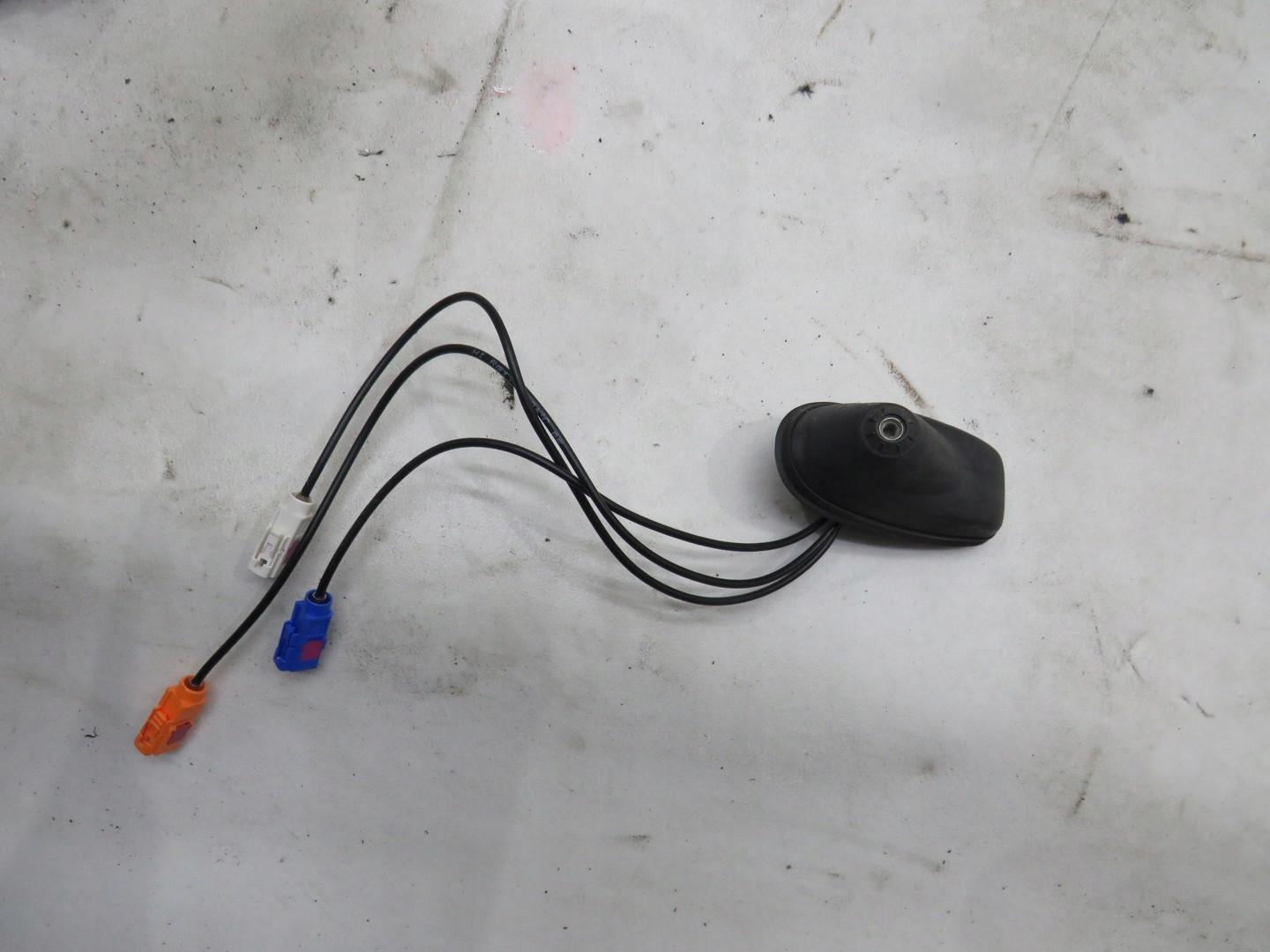 Антена на дах PEUGEOT 308 T9 9666452880