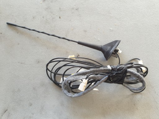 АНТЕНА НА ДАХ RENAULT CLIO 4 IV 2013-GPS 282433149R