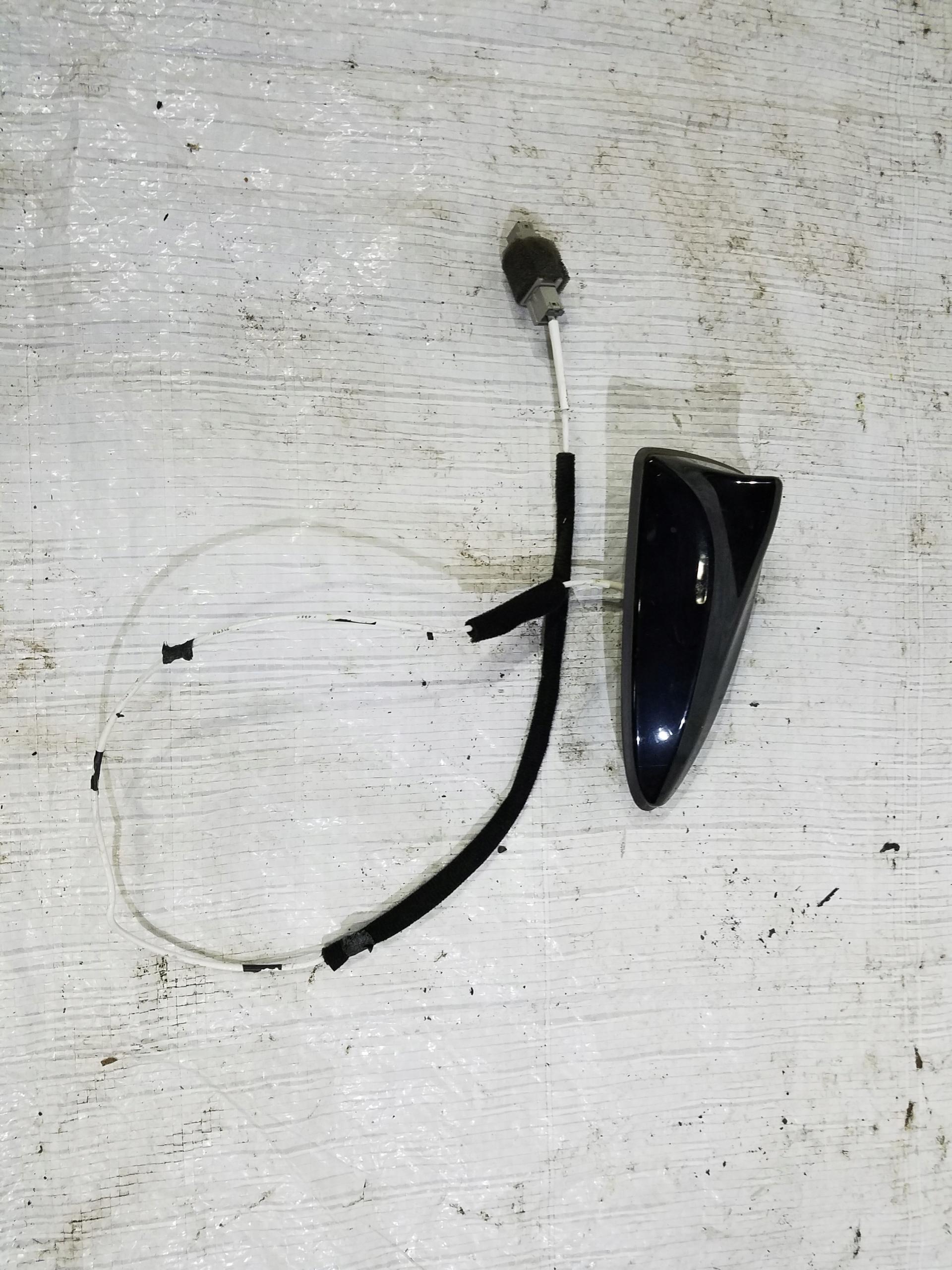 Антена HYUNDAI I40 96210-3z000 код NKA