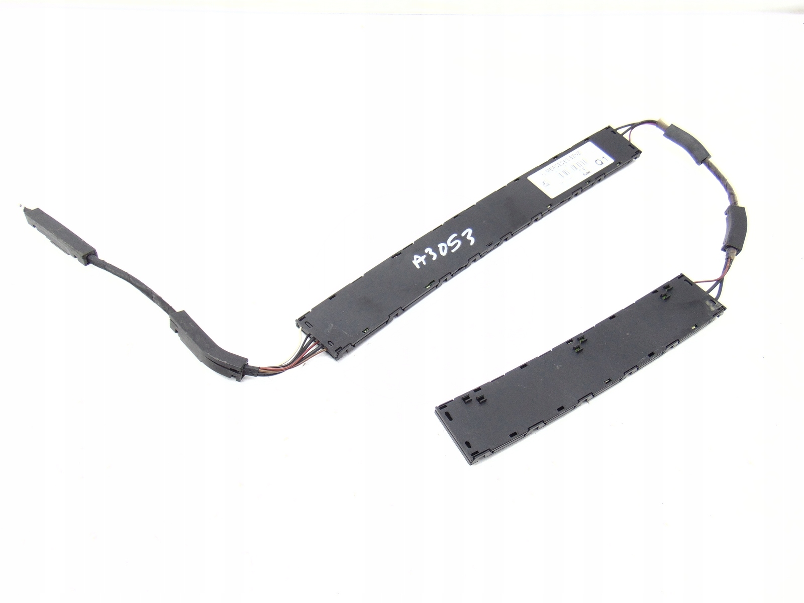 A2038701489 - Антенна MERCEDES W203 LIFT SEDAN 2038701489