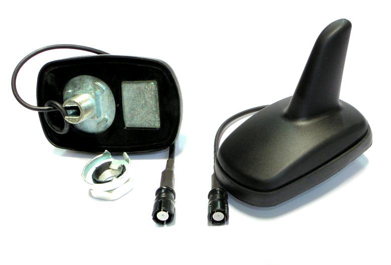 Автомобильная антенна акульего плавника с усилителем