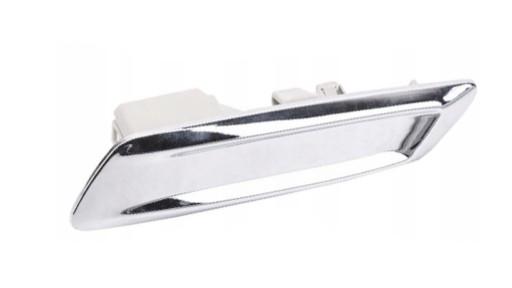 201902-7 - Решетка брызговика P BMW 5 F10 F11 09-