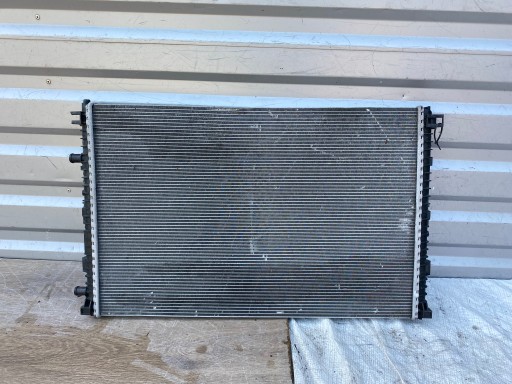 4M0145804T, - Audi 4m q7 a6 c8 q5 a4 радіатор 4m0145804t