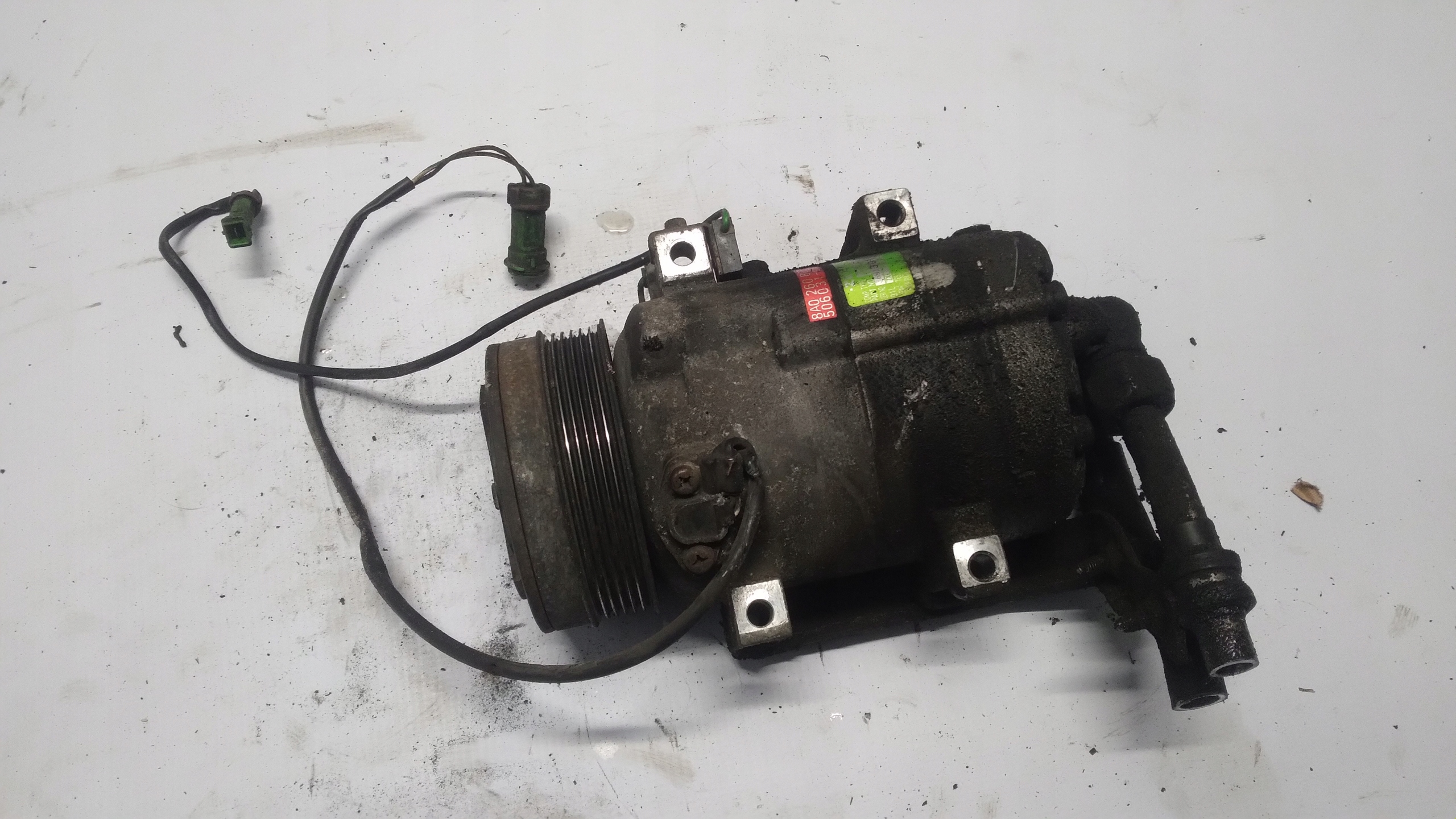 AUDI 80 B4 1.9 TDI компресор KLIMY 8a0260805ad