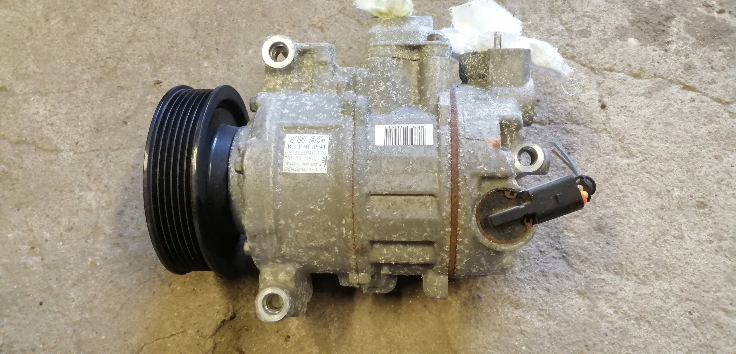 1K0 820 - AUDI A1 1.2 TSI компресор кондиціонера 1k0820859t