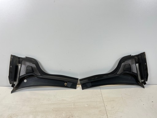 82A819403B 82A819404B - AUDI A1 82A ВІКНА ВЕРХНЯ ЛІВА ПРАВА КОРП