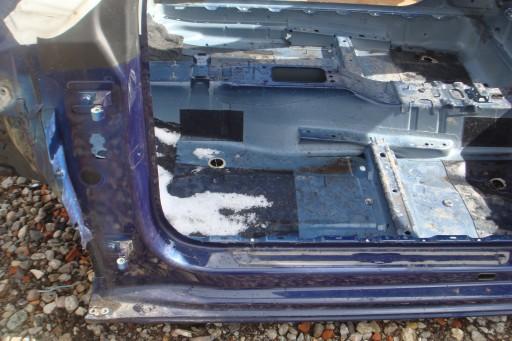 AUDI A1 8X порог левая стойка четверть 3 двери