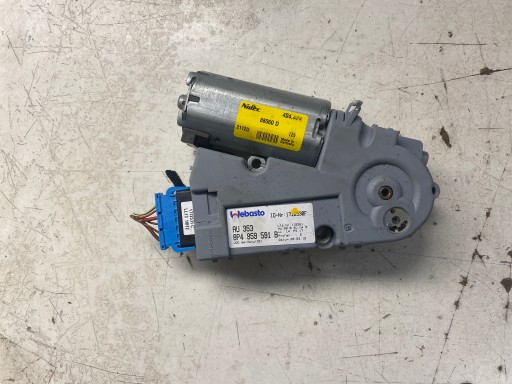 AUDI A3 8P LIFT SPORTBACK МОТОР ЛЮКА 8P4959591B