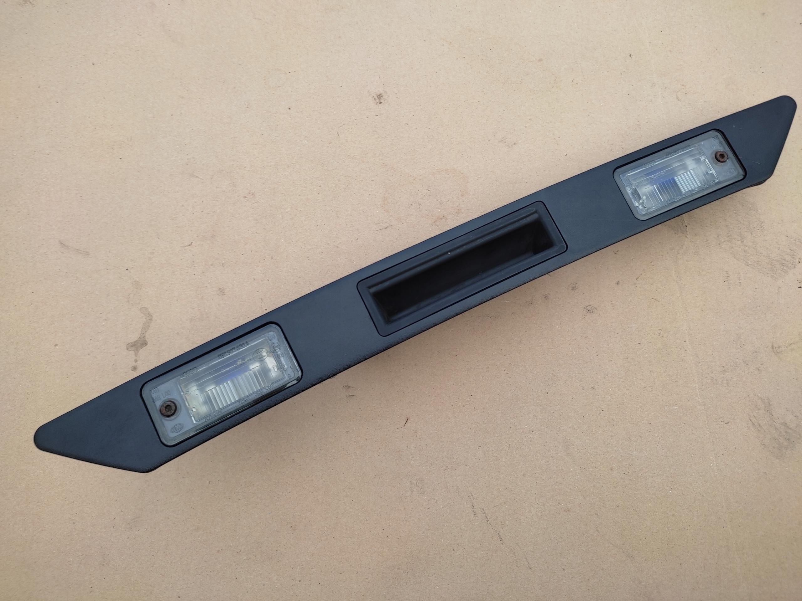 AUDI A3 8P ручка двери багажника