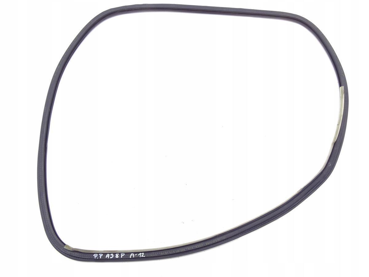 8P4831721B - AUDI A3 8P ущільнення двері правий передній SPORTBACK