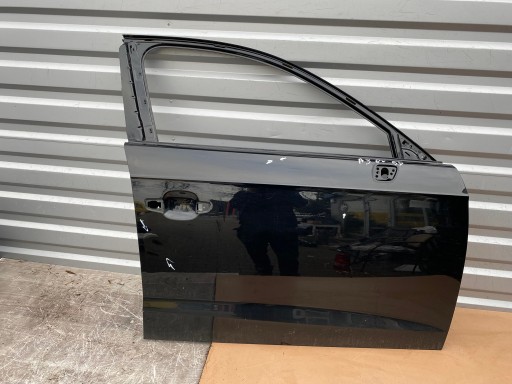 5D - Audi a3 8v 5 передніх правих дверей hb