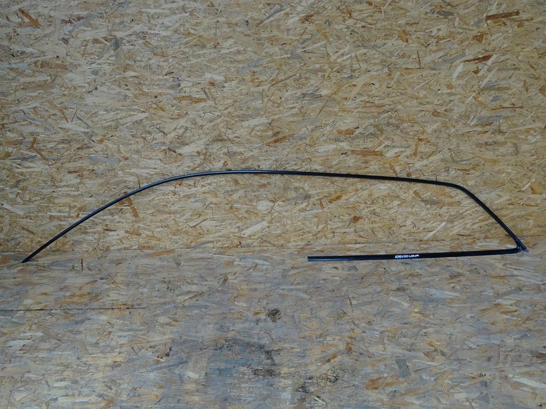 8V3853703C - AUDI A3 8V 8V3 3D накладка на дах ліва S-LINE