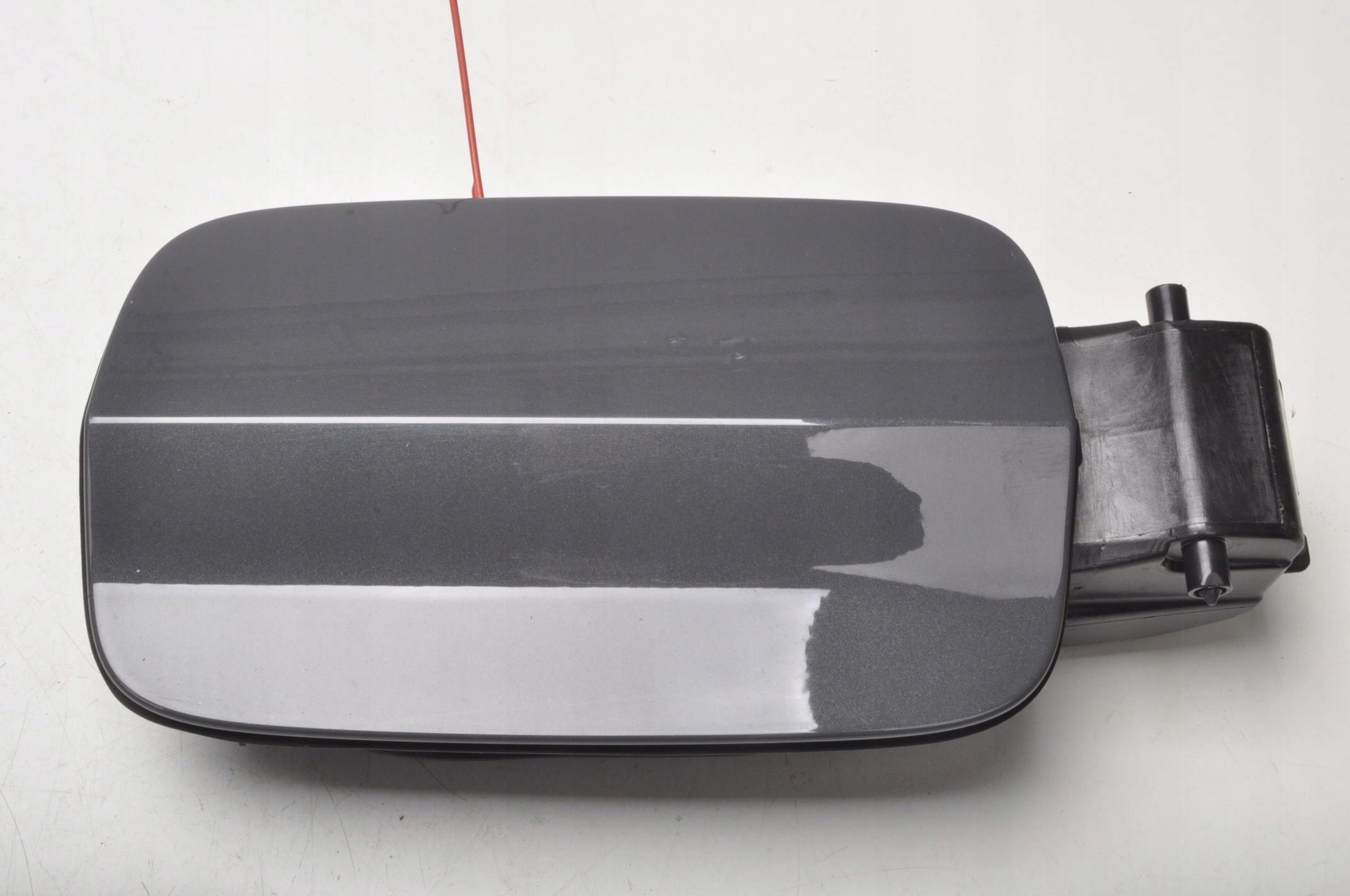 Audi A3 8V кришка паливного бака 8V5809906 LX7M 2018