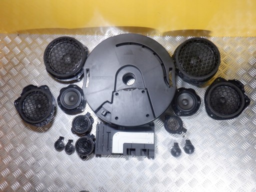 8V0035465 - AUDI A3 8V комплект акустической системы BANG & OLUFSEN