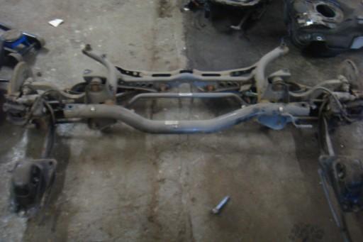 AUDI A3 8V кросовер маточина візок важіль управління ззаду