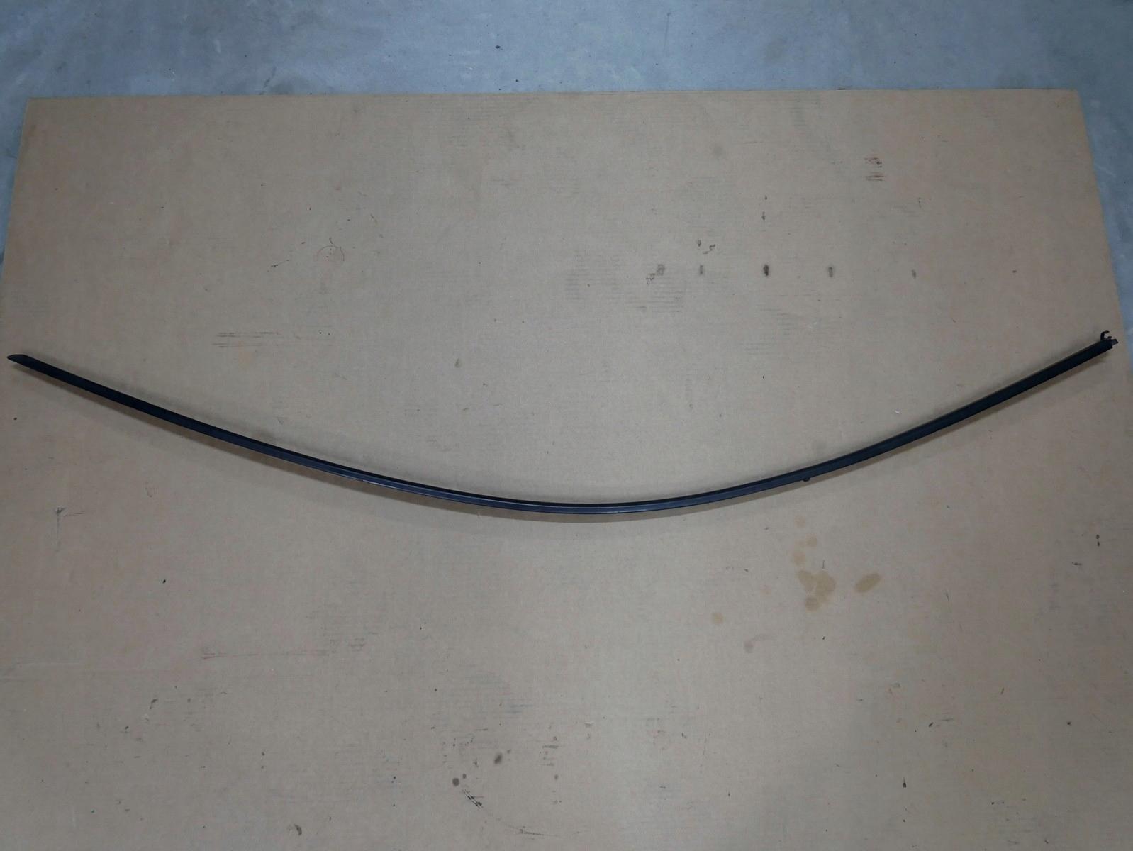 AUDI A3 8V смуга даху права 8v3853704