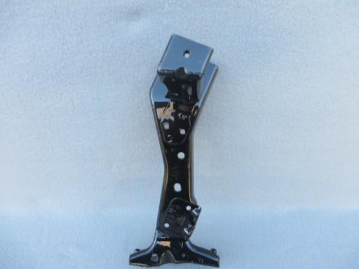 AUDI A3 8v0 кріплення крила праве 8v0821136a