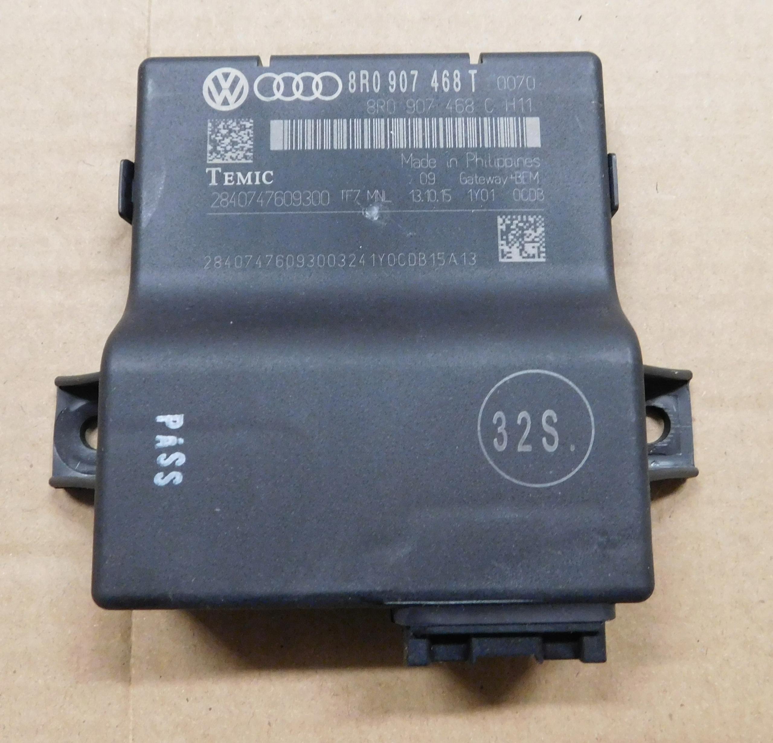 AUDI A4 A5 8T модуль шлюзу 8r0907468t