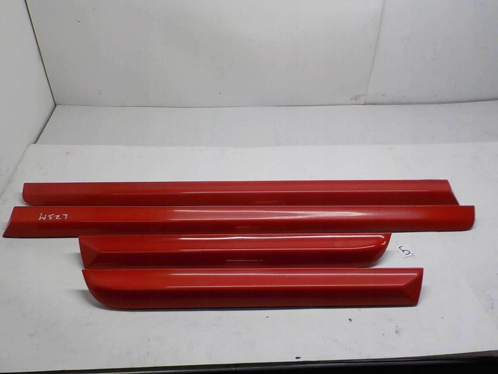 8E0853959C 8E0853969D - AUDI A4 B6 B7 EXEO планка планки двері S LINE LZ3M