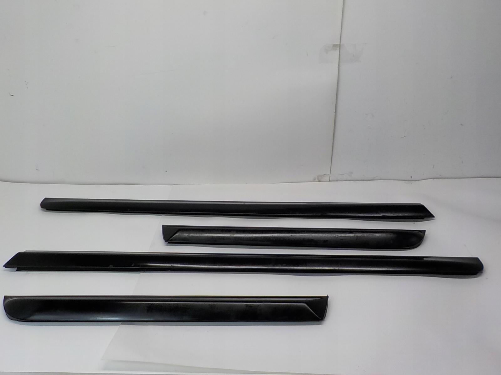 8E0853959C 8E0853969D - AUDI A4 B6 B7 EXEO молдинги молдинги двери S LINE