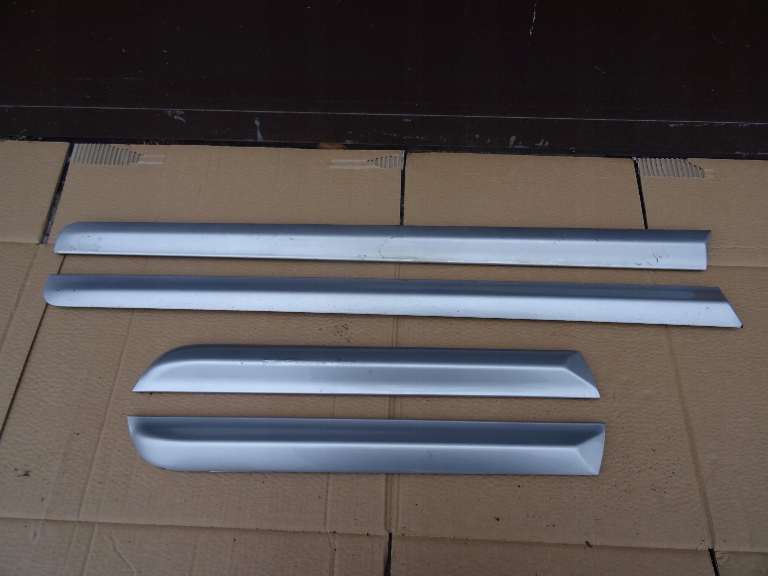 8E0853969D 8E0853970D - AUDI A4 B6 B7 молдинги двери S-LINE КОМПЛЕКТ7W