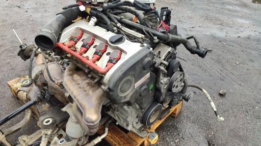 130 - AUDI A4 B6 B7 Passat B6 ДВИГУН 2.0 ALT Стойка