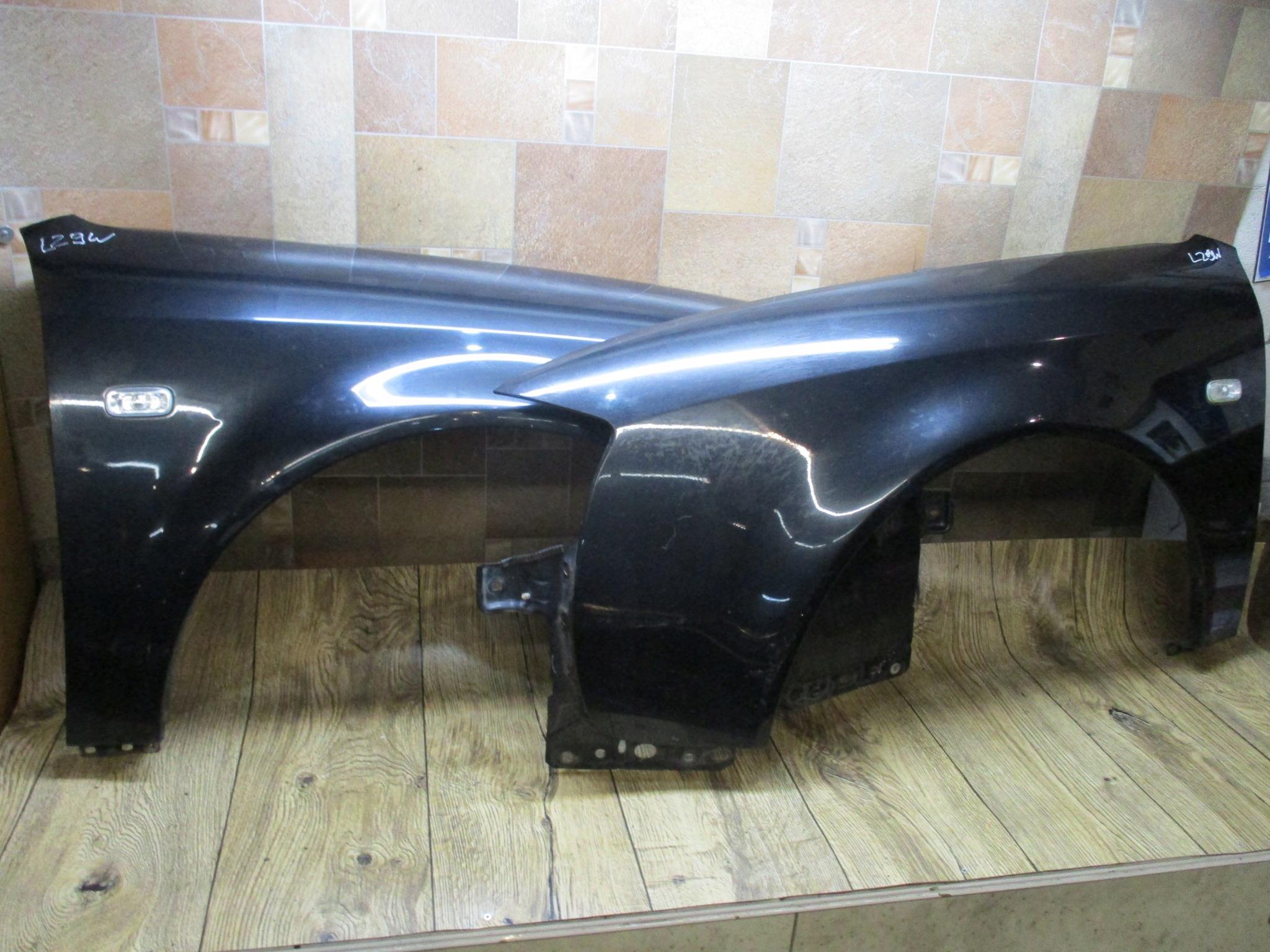 AUDI A4 B6 крило правий лівий передній чорний LZ9W