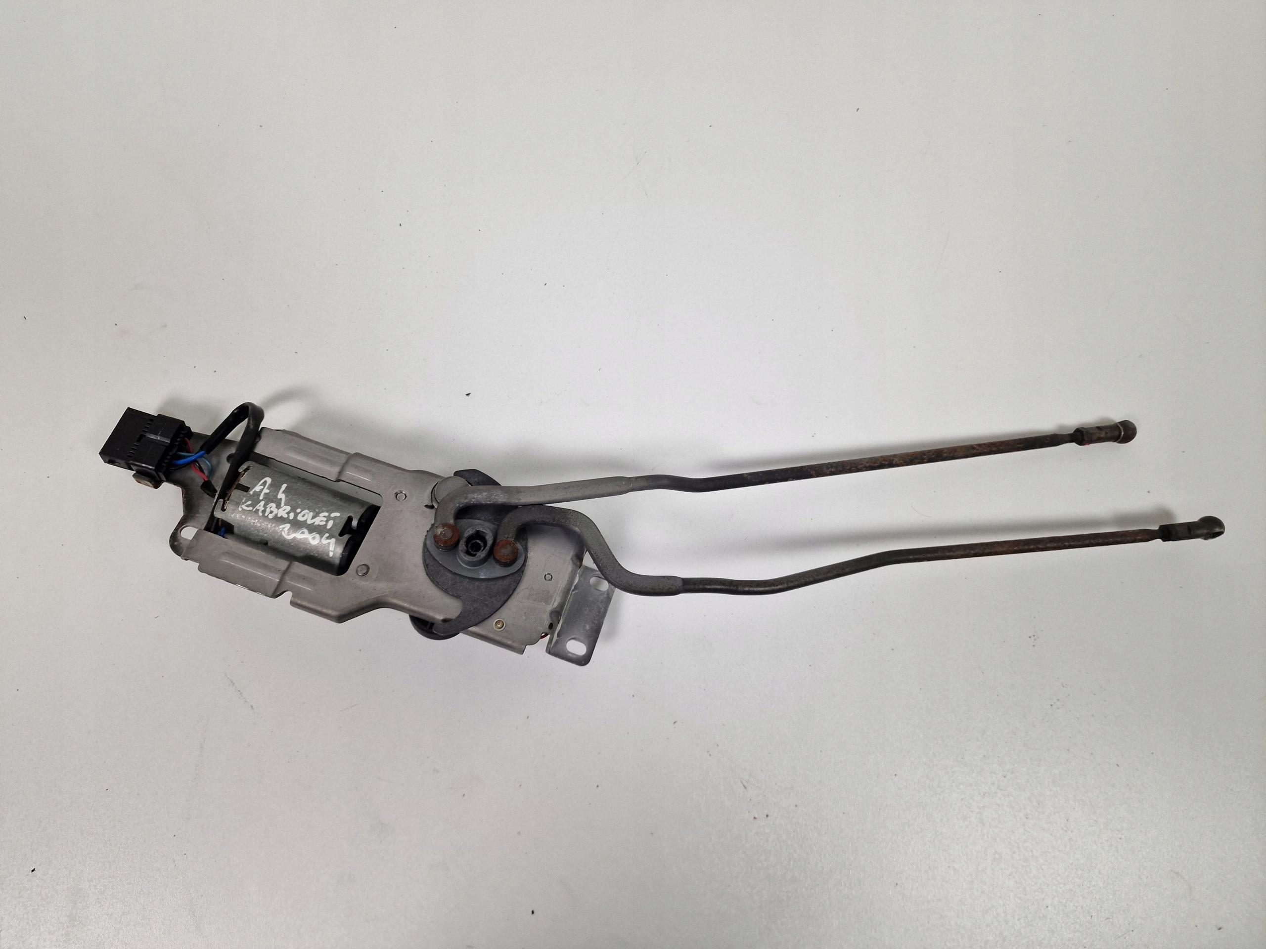 8H0825401 - AUDI A4 B6 кабриолет замок двигателя тяга крыши